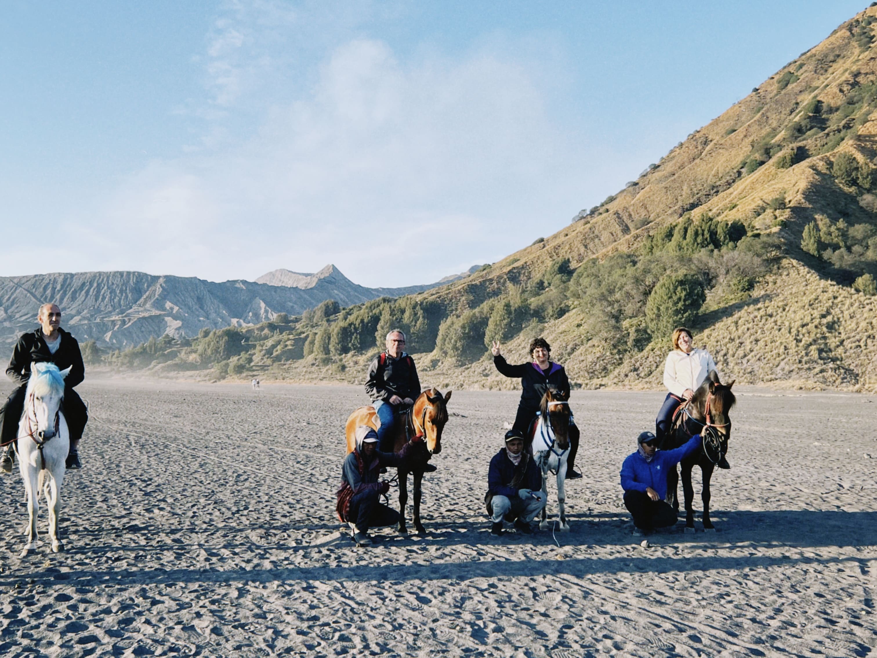 TUMPAKSEWU BROMO IJEN TOUR START FROM SURABAYA & FINISH AT SURABAYA